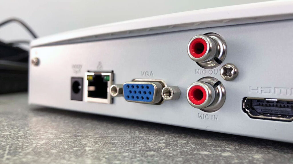 dvr-mic-1024x576.jpg (84 KB)